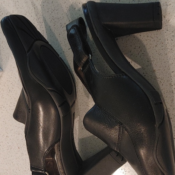 New. Sesto Meucci heels. Size 6.0 - Picture 7 of 7